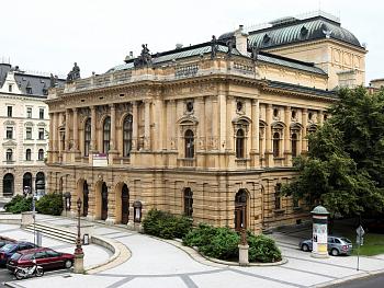 Divadlo v Liberci zahájilo sezonu netradičně jízdou tramvají