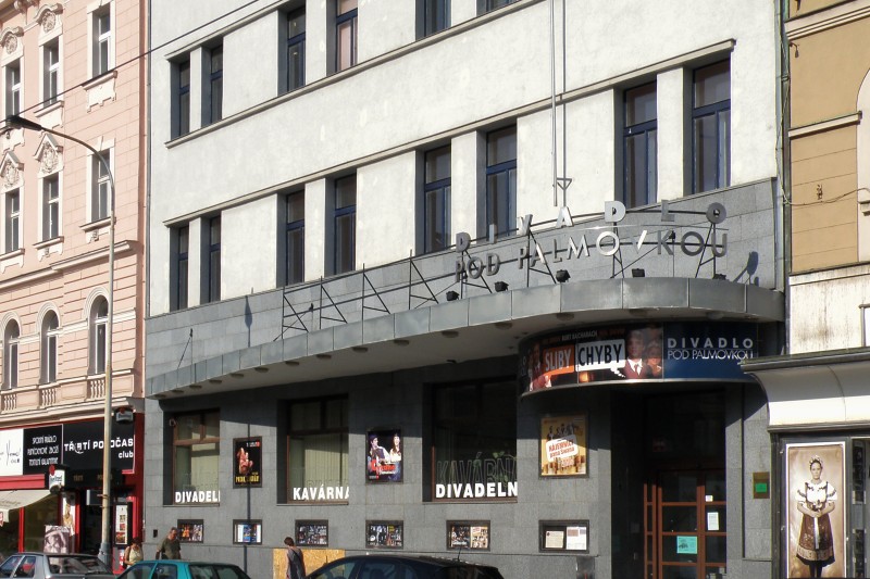 Vytopená libeňská Palmovka bude po celou sezonu hostovat