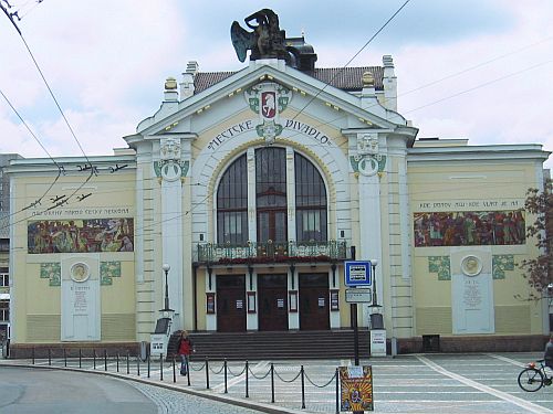 Východočeské divadlo uvede v nové sezoně devět premiér