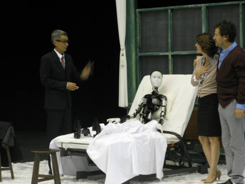 Hlavním hrdinou Kafkovy Proměny je v Japonsku místo brouka robot