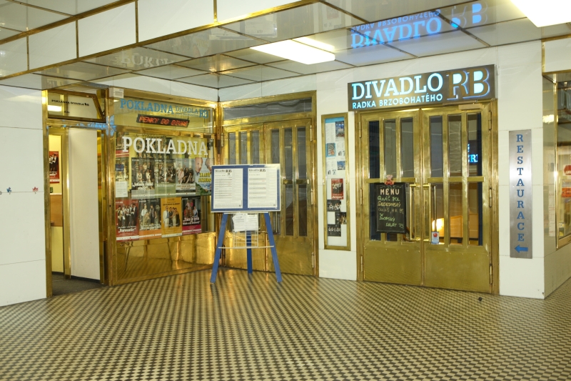 Divadlo Radka Brzobohatého bylo vykradeno, představení to neohrozí