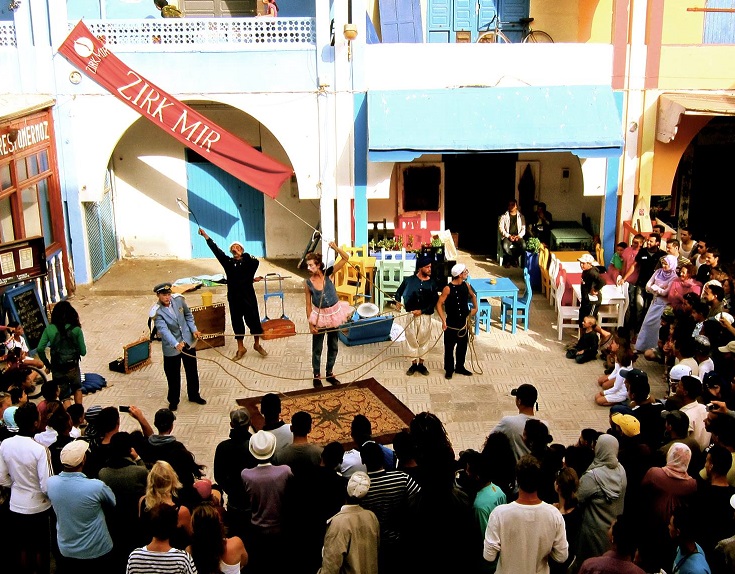 Praha opět v červenci ožívá mezinárodním divadlem, blíží se festivaly Za dveřmi a Nultý bod