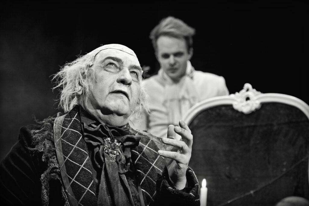 Divadelní Flora oslaví plnoletost