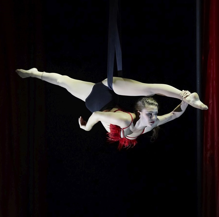 V Letenských sadech se bude opět tančit mezi nebem a zemí – za měsíc začíná Letní Letná