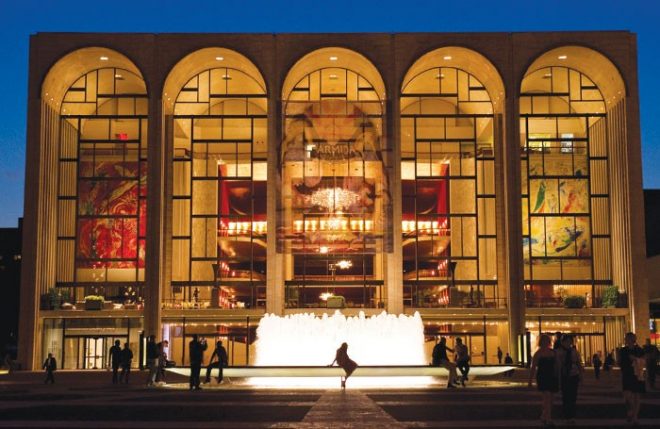 Newyorská Metropolitní opera zrušila kvůli covidu-19 celou sezónu
