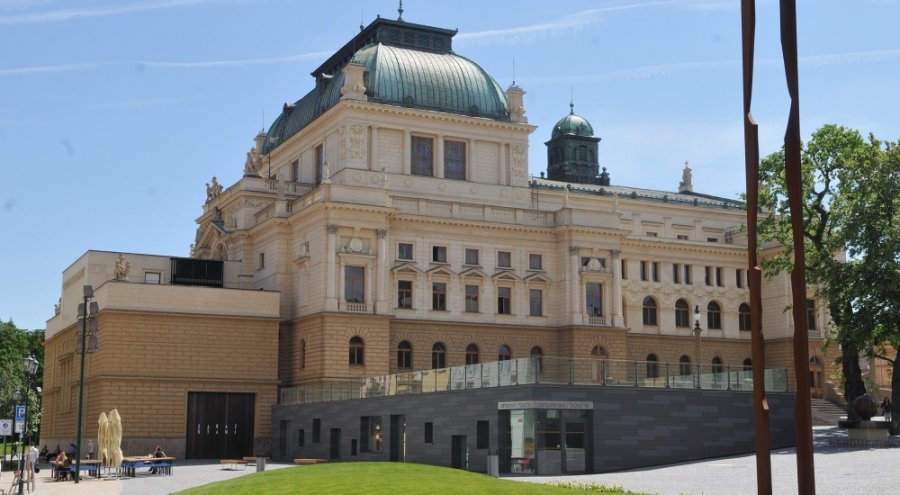 Divadlo J. K. Tyla loni odehrálo jen třetinu představení