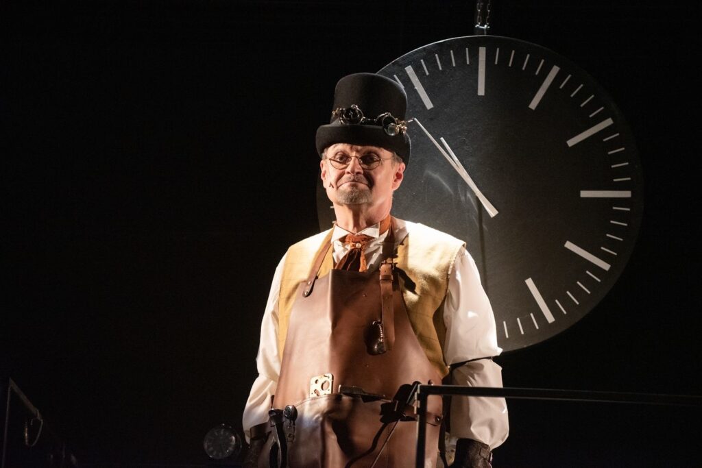První ročník soutěže Intro ’21 o původní autorský muzikál spěje do finále