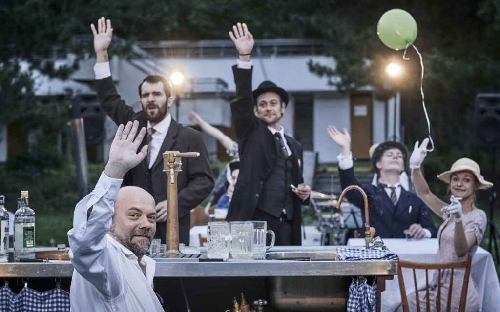 Činoherní studio po roce opět na cestách, začíná třetí ročník Letní štace