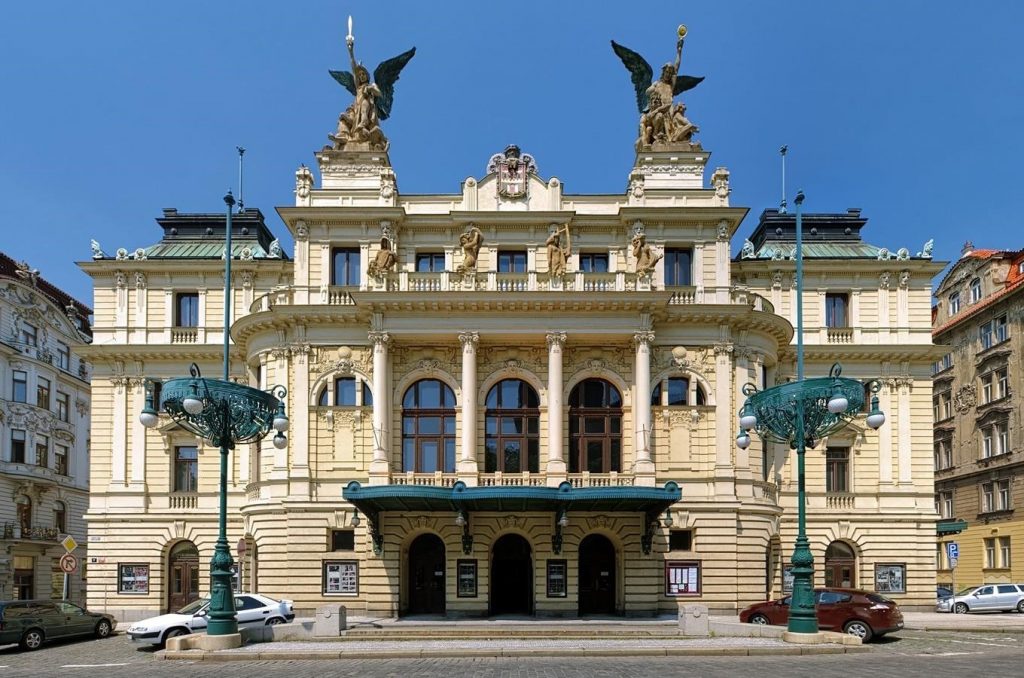 Rekonstrukce Divadla na Vinohradech se kvůli vyšším cenám zřejmě prodraží