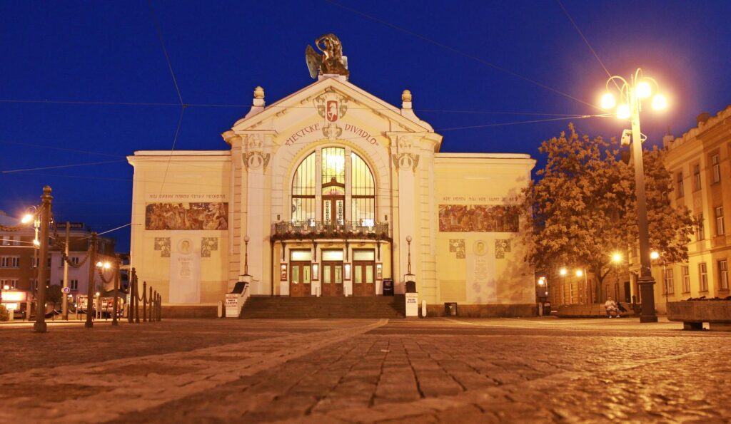 Východočeské divadlo Pardubice během příští sezóny uvede sedm premiér
