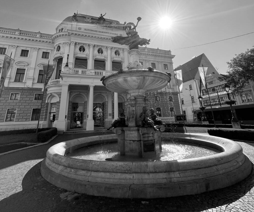 Šéf Slovenského národního divadla Drlička po hanlivých slovech končí ve funkci