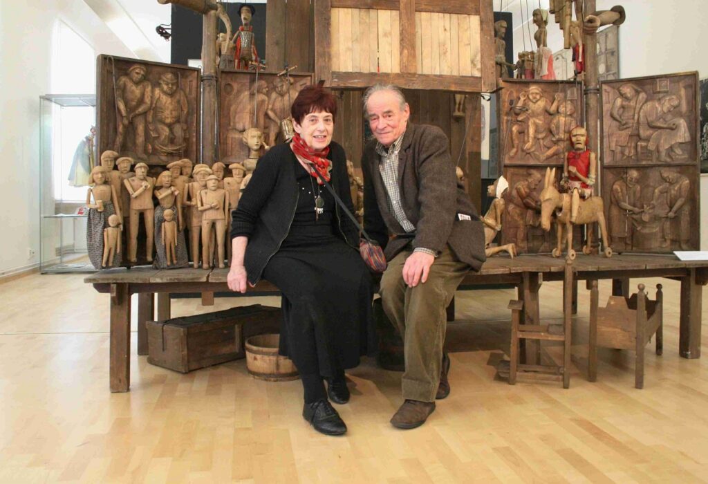 Hradec Králové udělil výroční ceny města, hlavní ocenění mají loutkáři Věra Říčařová a František Vítek