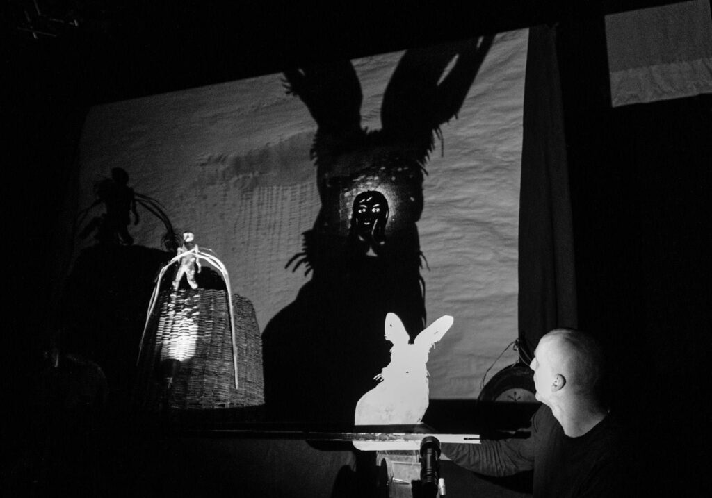 Divadlo Líšeň se zúčastnilo mezinárodní přehlídky stínového divadla