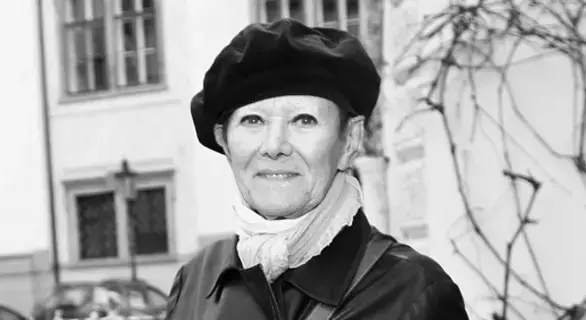Zemřela Zdena Hadrbolcová
