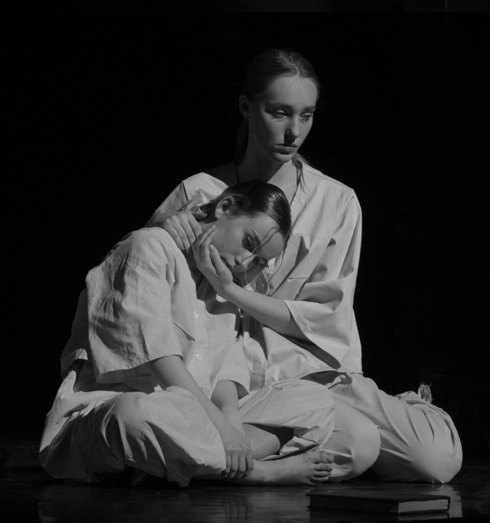 Činoherní klub uvádí: Alena Bruthansová / Deníky a František Tichý / Nepřátelé