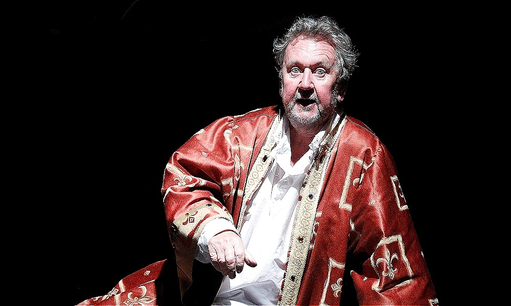 Z Tchaj-wanu do Indie až na Žižkov: Prague Fringe Festival 2024 přináší na Malou Stranu tchajwanskou lyriku, indické básníky i Járu Cimrmana v angličtině