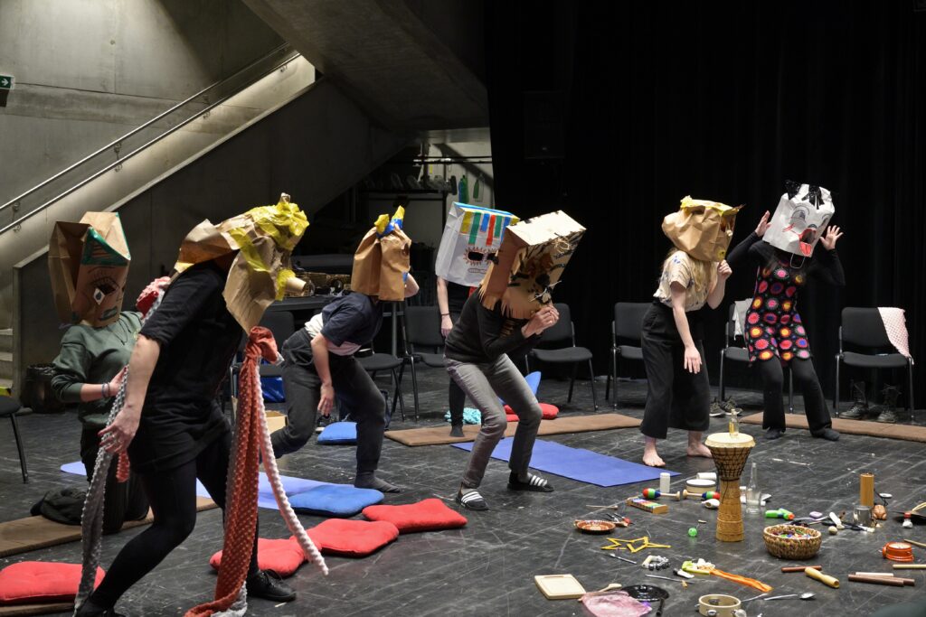 Inspirativní projekt MeetLoutky v Divadle loutek Ostrava má za sebou úspěšnou sezónu