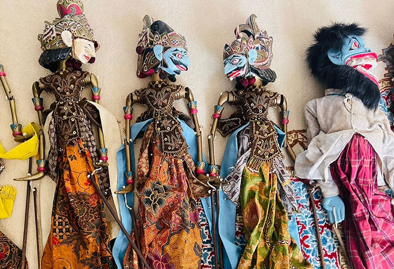 První představení a výstava indonéských loutek zahájily 35. ročník Skupovy Plzně