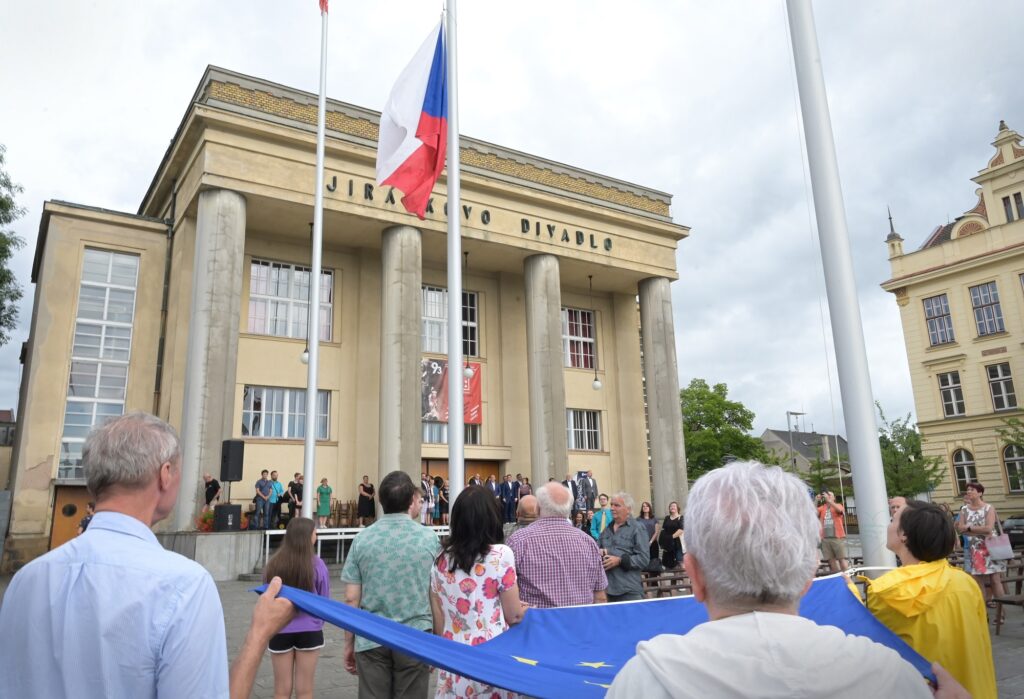 V Hronově začne jeden z nejprestižnějších festivalů amatérského divadla na světě