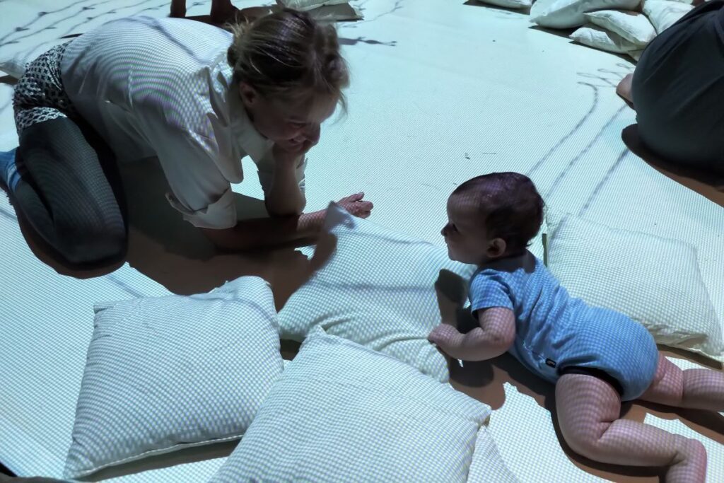 FysioART oceněný v Izraeli vyhlíží podzimní premiéru Pampelišky