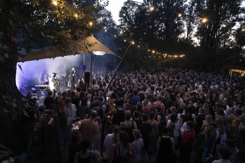 Přístav 18600 končí 10. úspěšnou multižánrovou sezónu