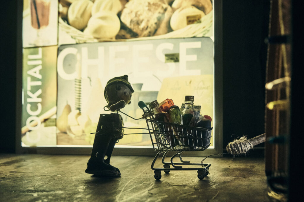 34. Přelet nad loutkářským hnízdem: Loutkové divadlo reflektuje současný svět