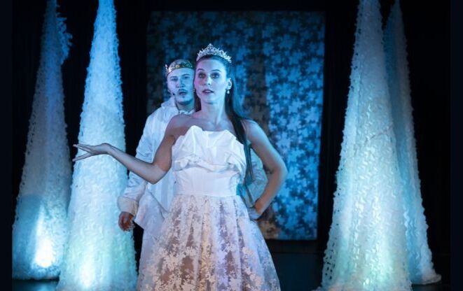 Mikuláš ve Slovenském institutu v Praze: Téměř pyšná princezna (Divadlo bez masky)