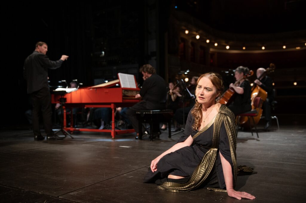 Melodramy Ariadna na Naxu a Medea pozvou diváky přímo na jeviště
