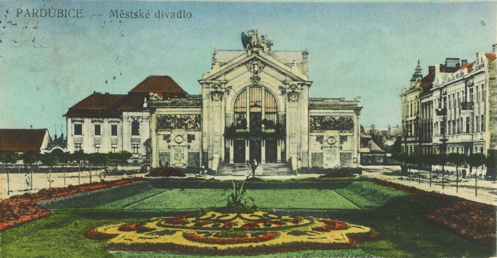 Východočeské divadlo Pardubice slaví 115 let od svého otevření