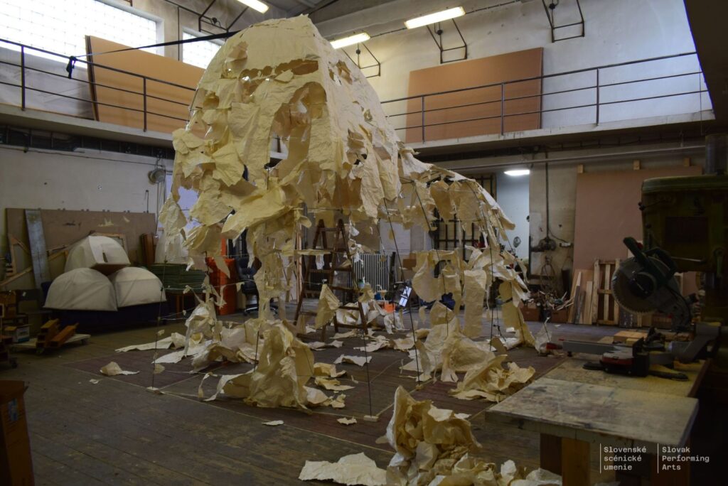 Zistite viac o osobnostiach slovenskej scénografie na platforme performingarts.theatre.sk