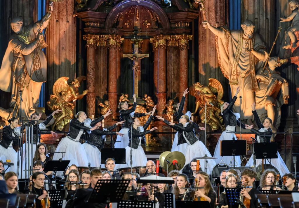 Přípravy na ZUŠ Open jsou v plném proudu; festival nabídne barokní operu, benefiční koncert s Magdalenou Koženou i celostátní výstavu fotografií