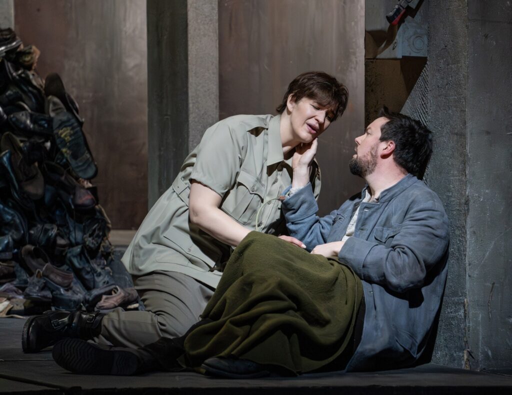 Fidelio, nadčasový příběh o svobodě a lidské důstojnosti a také jediná opera Ludwiga van Beethovena míří na plátna kin