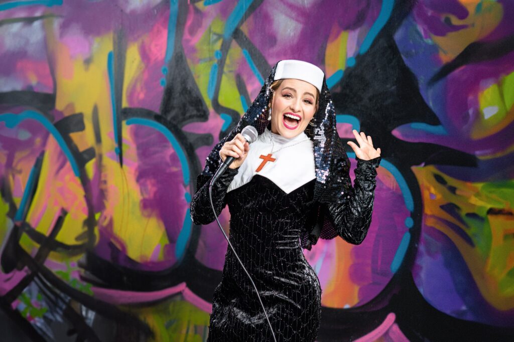 Hlavním muzikálovým titulem Divadla J. K. Tyla příští sezóny bude Sestra v akci