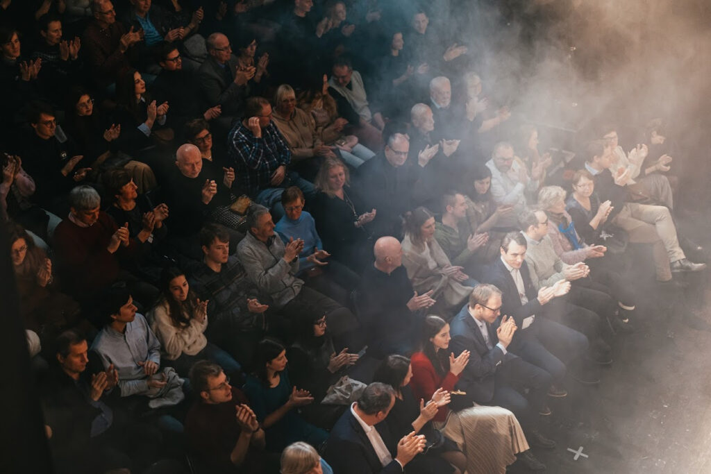 Co přinesl výroční divácký průzkum HaDivadla: Větší porozumění svému publiku, ale i obecné tipy pro kulturní instituce