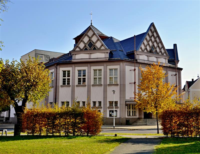 Krnovské divadlo čeká oprava po povodni, vyjde na 24 milionů korun