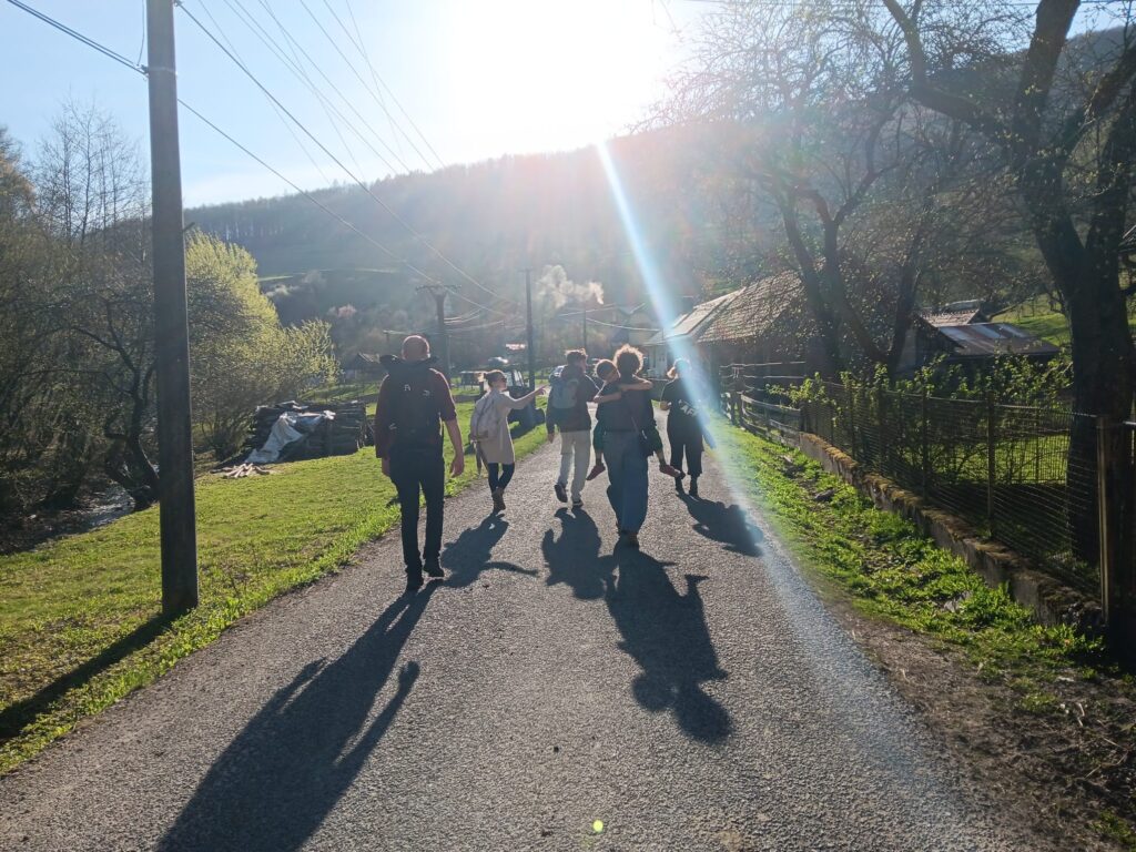 Divadlo Feste zve na site-specific projekt v bývalé sklářské osadě Sidonie