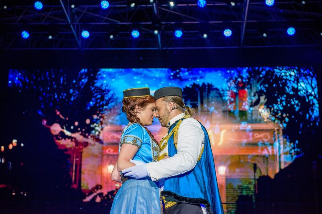 Divadlo J. K. Tyla se rozloučilo s divadelní sezónou 9. ročníkem open-air akce Noc s operou