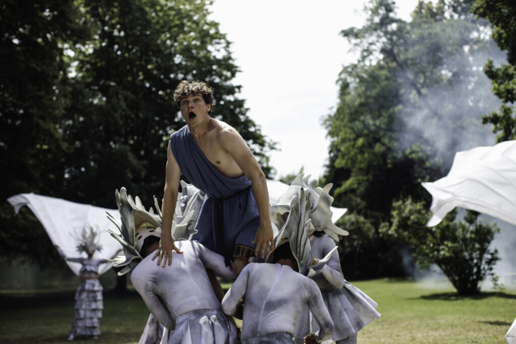 Herkules na Otáčivém hledišti: Příběh o hrdinovi, který překonal nejen obludy, ale i sám sebe