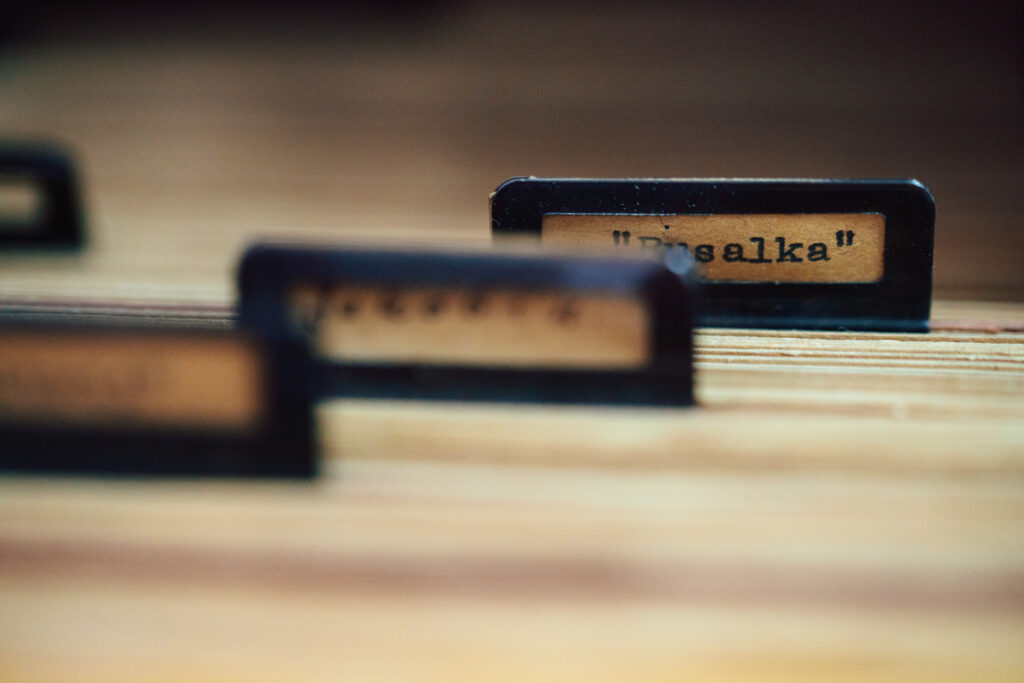 Přehled premiér v srpnu a festivalů v srpnu a v září 2025