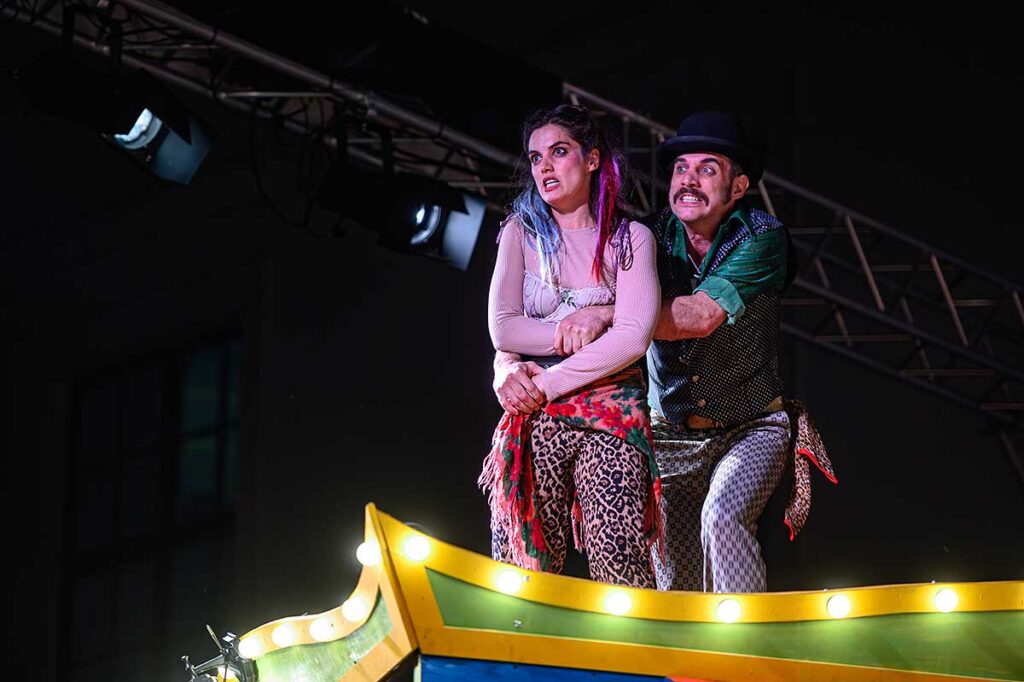 Letní shakespearovské slavnosti přivítají Zkrocení zlé ženy a otevírají scénu na HAMU na Malostranském náměstí