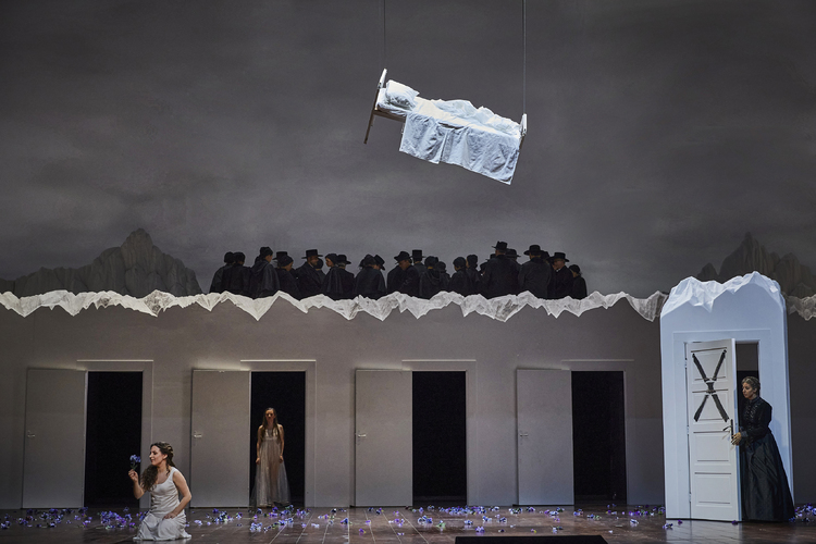 Novou sezónu operních přenosů z Metropolitní opery zahájí Náměsičná s Nadine Sierra v hlavní roli