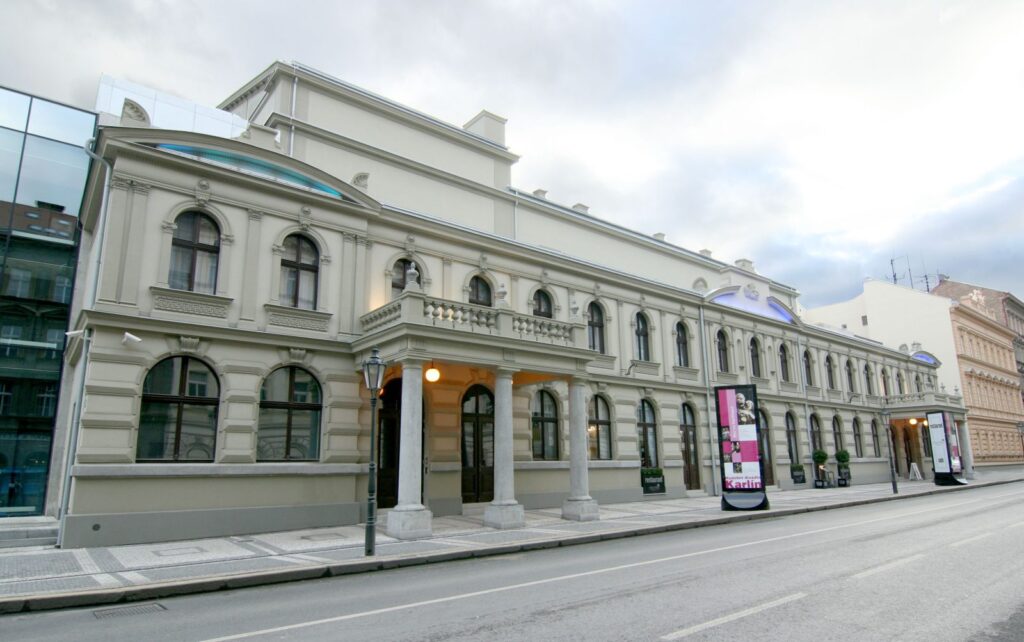 Znovuzvolený ředitel Hudebního divadla v Karlíně chce dramaturgii dál směřovat k novinkám