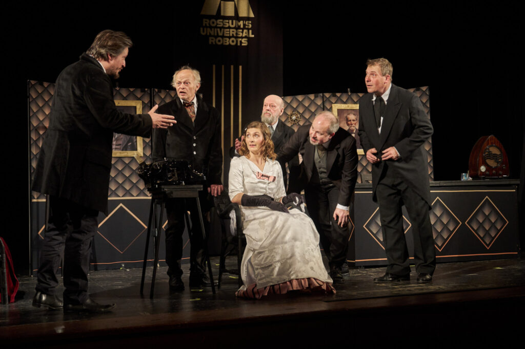 Přehlídka Krakonošův divadelní podzim připomene 100 let od postavení divadla ve Vysokém nad Jizerou