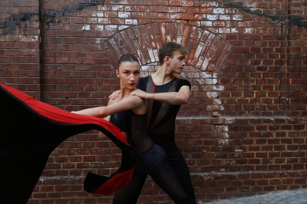 Bolero, Carmen a Hapka s Horáčkem na jednom jevišti: Balet Praha Junior uvádí premiéru sezony