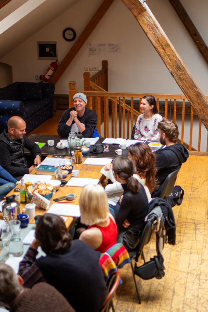 Polyfonie dějin: Plechový bubínek v Divadle Na zábradlí