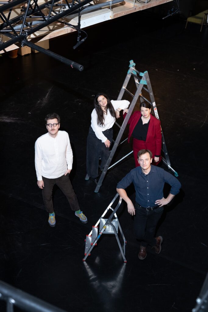 Vršovický Vzlet vzlétá do dalších sezón  s novou posádkou ve složení  Anna Klimešová, Boris Jedinák a Petr Erbes