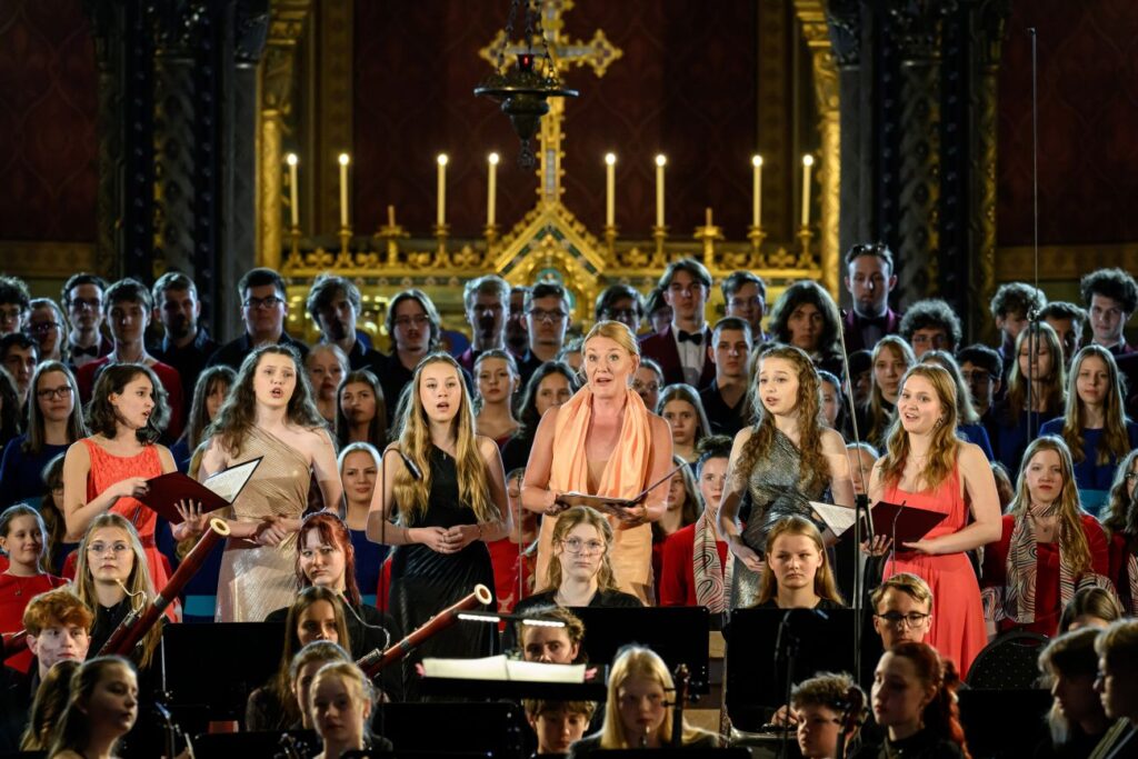 Nadační fond Magdaleny Kožené oslaví deset let koncertem na Pražském hradě