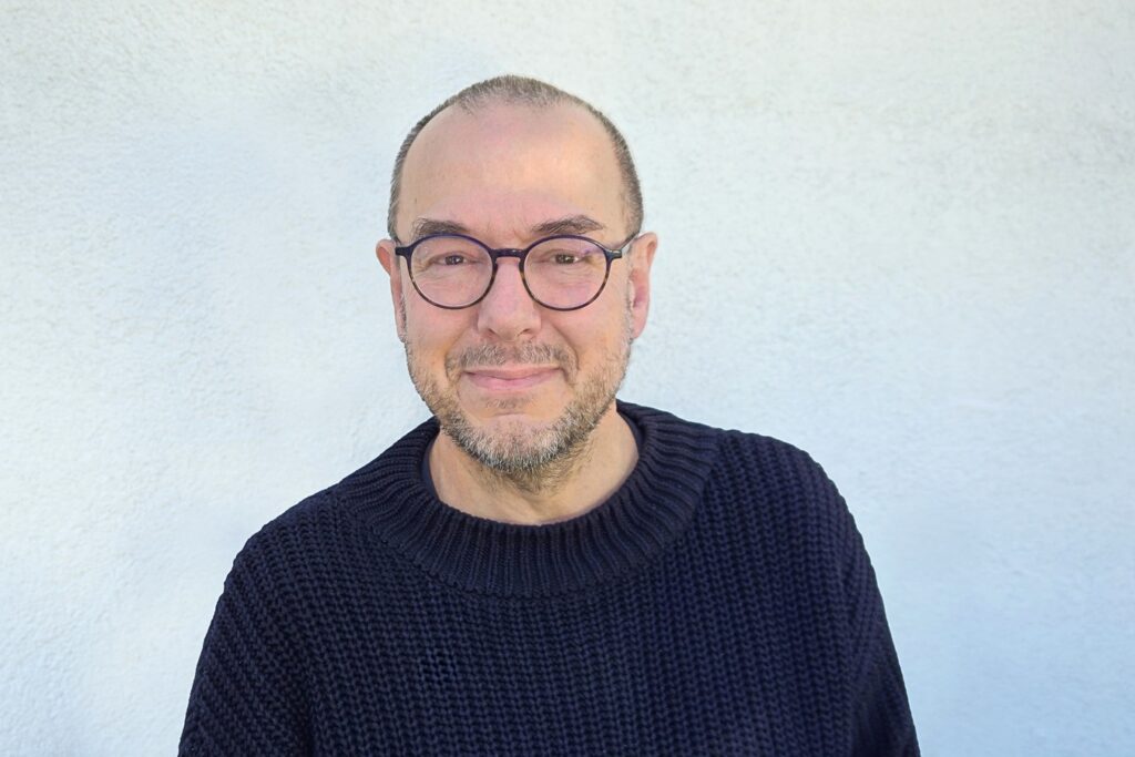 Lukáš Hlavica získává Cenu za mimořádný přínos v oblasti audioknih a mluveného slova za rok 2025