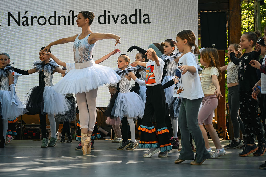 Mezinárodní den tance: Flashmob, open air festivaly i galavečery špiček taneční scény